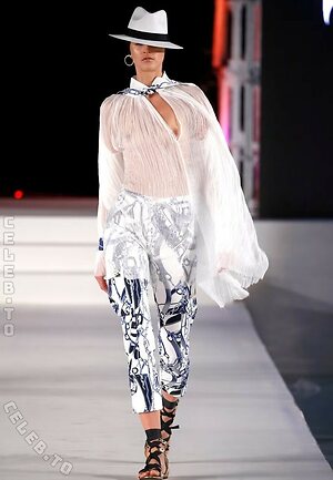 Ichelle Streekstra Nude Leaked Photo #2