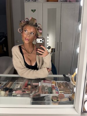 Ida Persson leaked photo #17