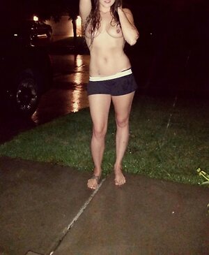 idrivebarefoot leaked photo #49