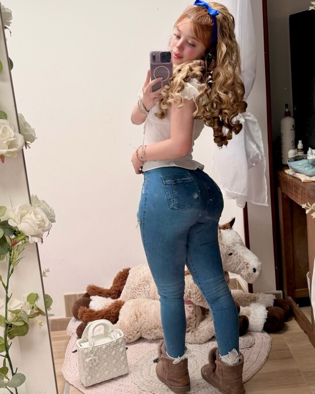 iimssarah leaked photo #32