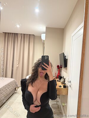 Ika Dauria Nude Leaked Photo #11