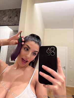 Ika Dauria Nude Leaked Photo #48