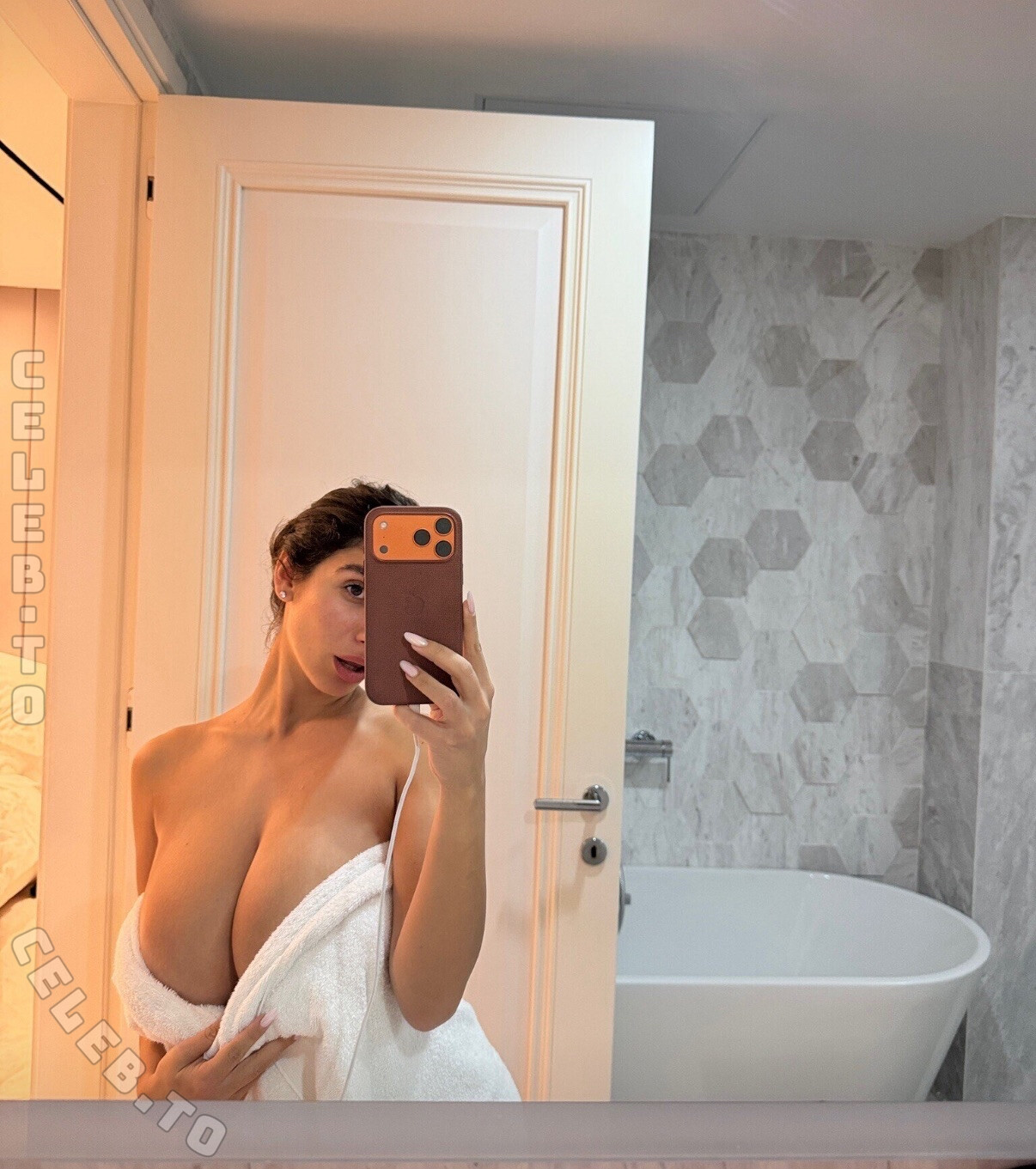 Ika Dauria photo