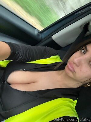 Ika Dauria leaked photo #285