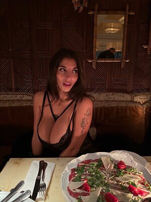 Ika Dauria leaked photo #362