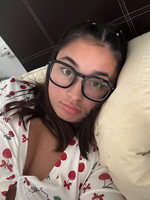 Ilaais Nude Leaked Photo #13