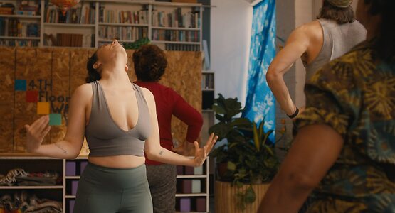 Ilana Glazer leaked photo #27