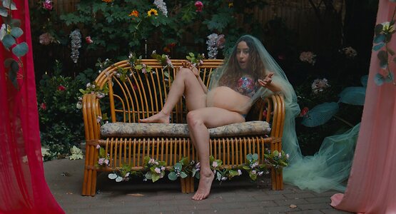 Ilana Glazer leaked photo #29