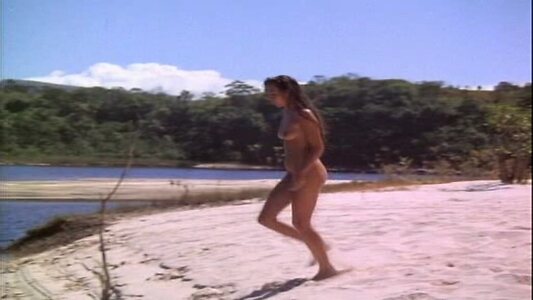 Ilena D'arcy leaked photo #6