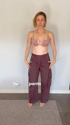 Iliza Shlesinger leaked photo #23