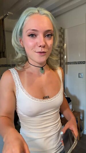 Ilovehercrookedteeth leaked photo #27