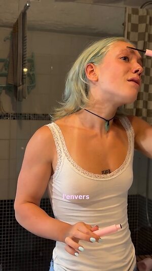 Ilovehercrookedteeth leaked photo #42