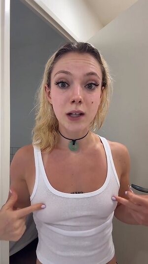 Ilovehercrookedteeth Nude Leaked Photo #125