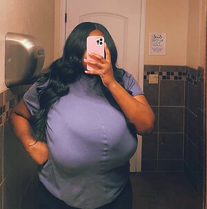 iloveonyinyechi onyinyechie Nude Leaked Photo #20