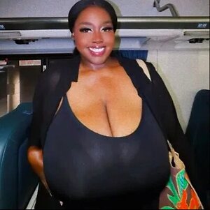 iloveonyinyechi onyinyechie leaked photo #29