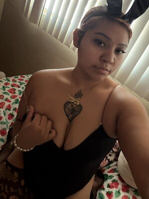 iluvfatitties leaked photo #29