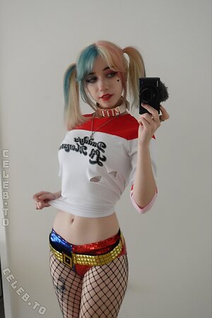 iluvmeww More Nude Photos