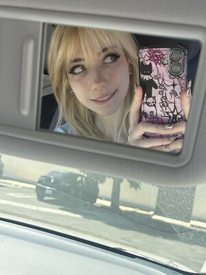 iluvmeww leaked photo #123