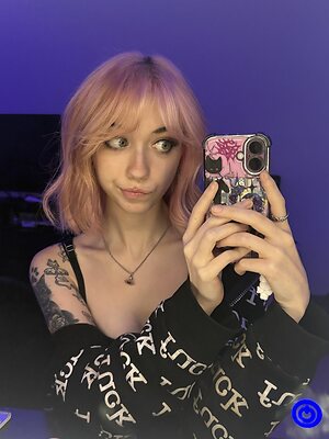 iluvmeww leaked photo #280