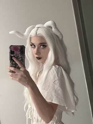 iluvmeww leaked photo #393