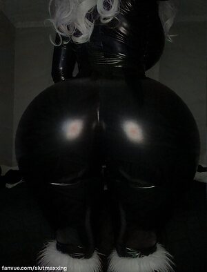 ilynympho leaked photo #24