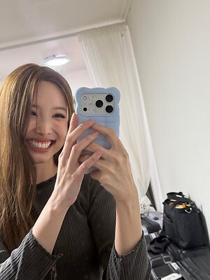 I’m Nayeon leaked photo #18