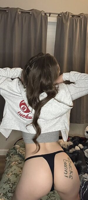 Imbuckhefner leaked photo #6
