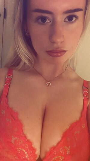 Imogen Gully leaked photo #3