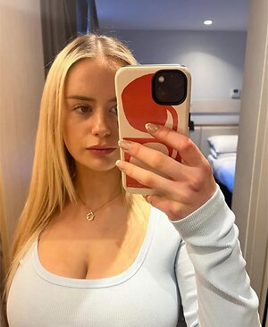 Imogen Gully leaked photo #66