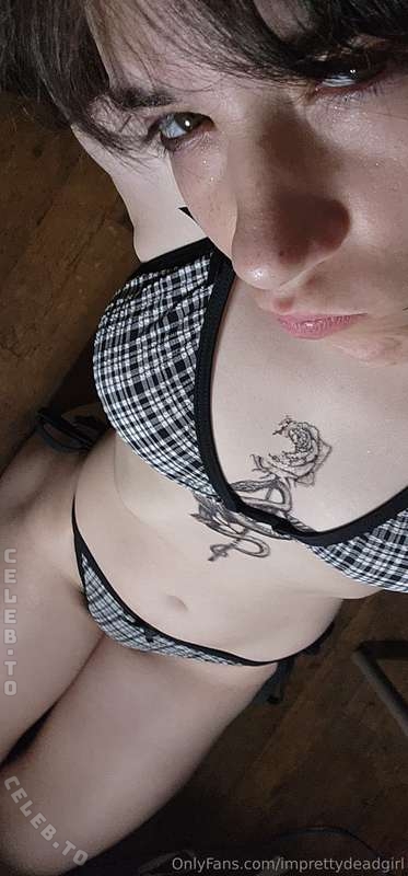 imprettydeadgirl photo