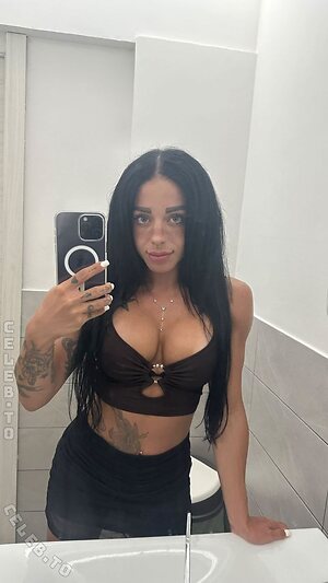 ImViolet Nude Leaked Photo #32