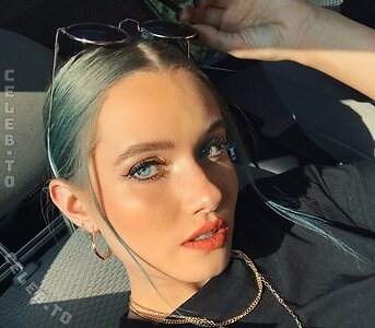 IMY2 Nude Leaked Photo #29