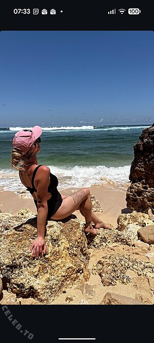 inaacoladaa Nude Leaked Photo #16