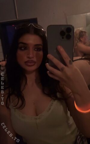 Inci.km Nude Leaked Photo #22