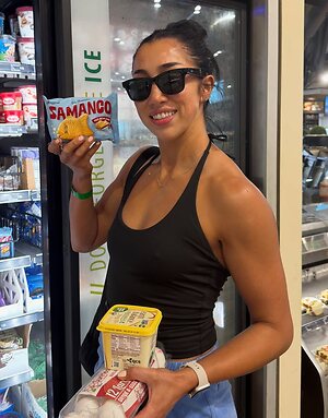 Indi Hartwell leaked photo #52