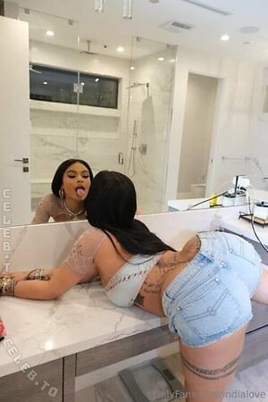 India Love leaked photo #57