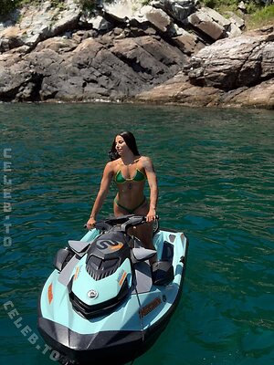 Ingrid de Oliveira Nude Leaked Photo #8