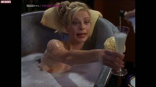 Inka Calvi leaked photo #9