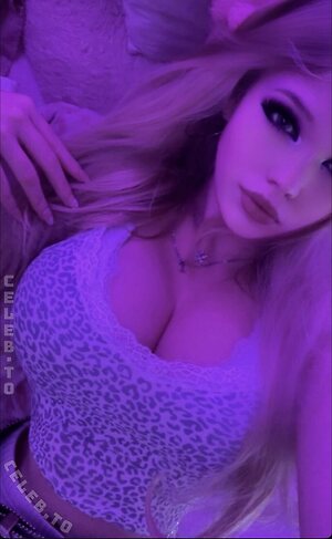 Introvertierte9 leaked photos