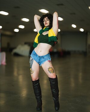 ipeachysweet leaked photo #8