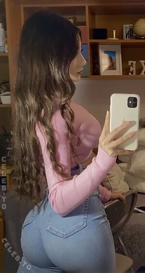 Irattxee_ Nude Leaked Photo #3