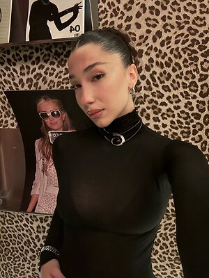 İrem Bozkurt leaked photo #9