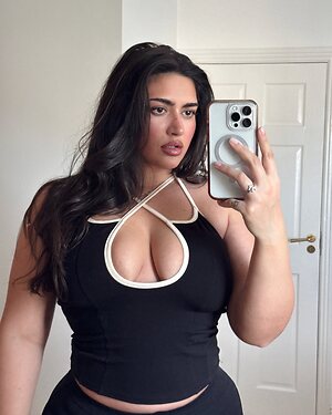 Irenadrezi Nude Leaked Photo #31