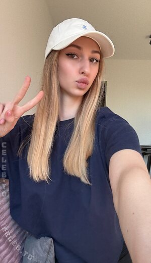 Irina Fox Nude Leaked Photo #4