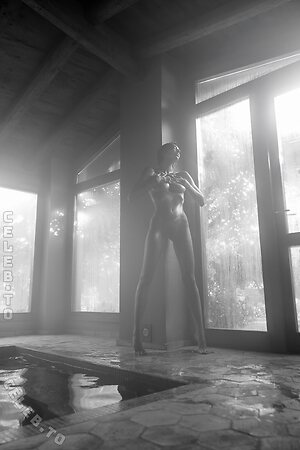 Irina Lozovaya Nude Leaked Photo #11