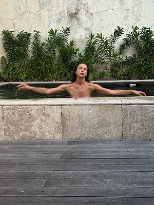 Irina Shayk Hot leaked photo #81