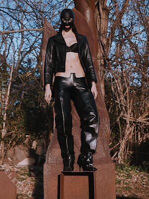 Irina Shayk Nude Leaked Photo #9