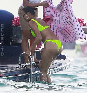 Irina Shayk photo