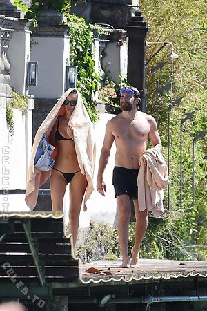 Irina Shayk photo
