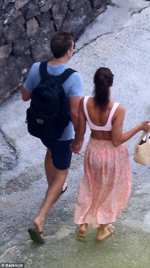 Irina Shayk photo
